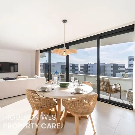 Higueron West Collection - The Poolview Terrace By Hwpc Apartment